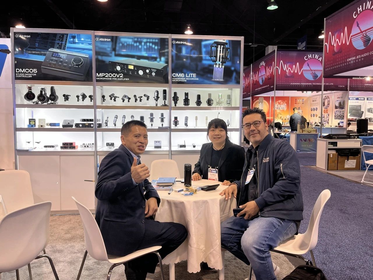2025年SHOW展会18.jpg
